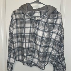 American Eagle long sleeve crop top with hood